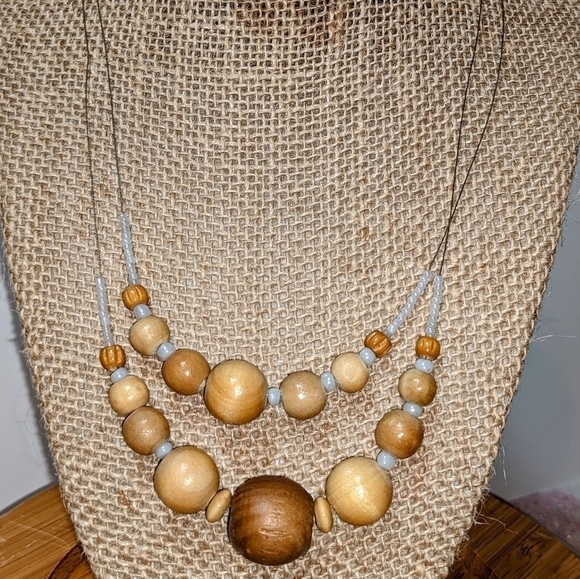 Wooden Bead Invisible Necklace with Earrings Set - Picture 3 of 7